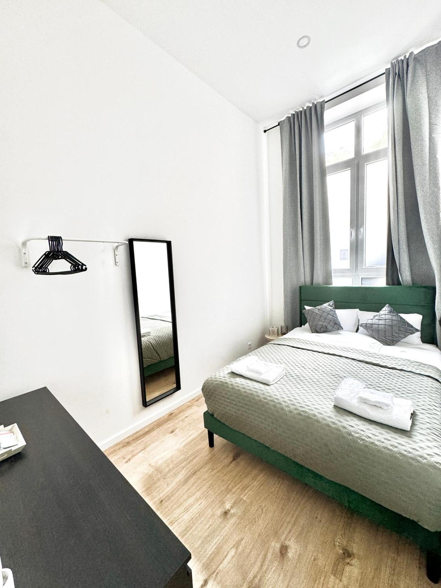 Heaven Homes - Privatzimmer Mit Bad Im Herzen Von Duesseldorf Exterior foto